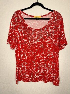 St. John Red & White Abstract Scoop Neck Short Sleeve Tee